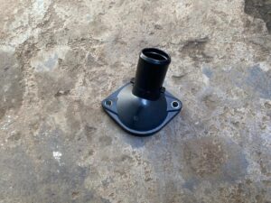 Thermostat housing